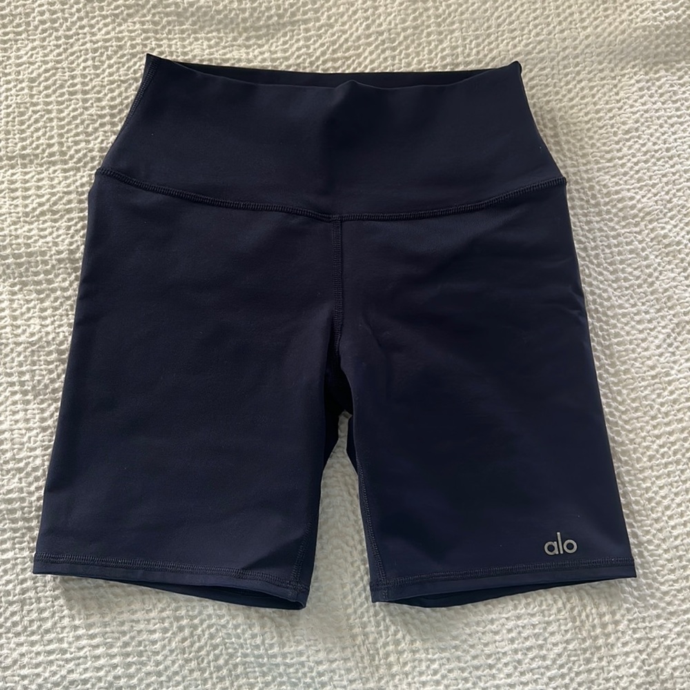 Alo Yoga Biker Shorts Size S - True Navy (RARE)